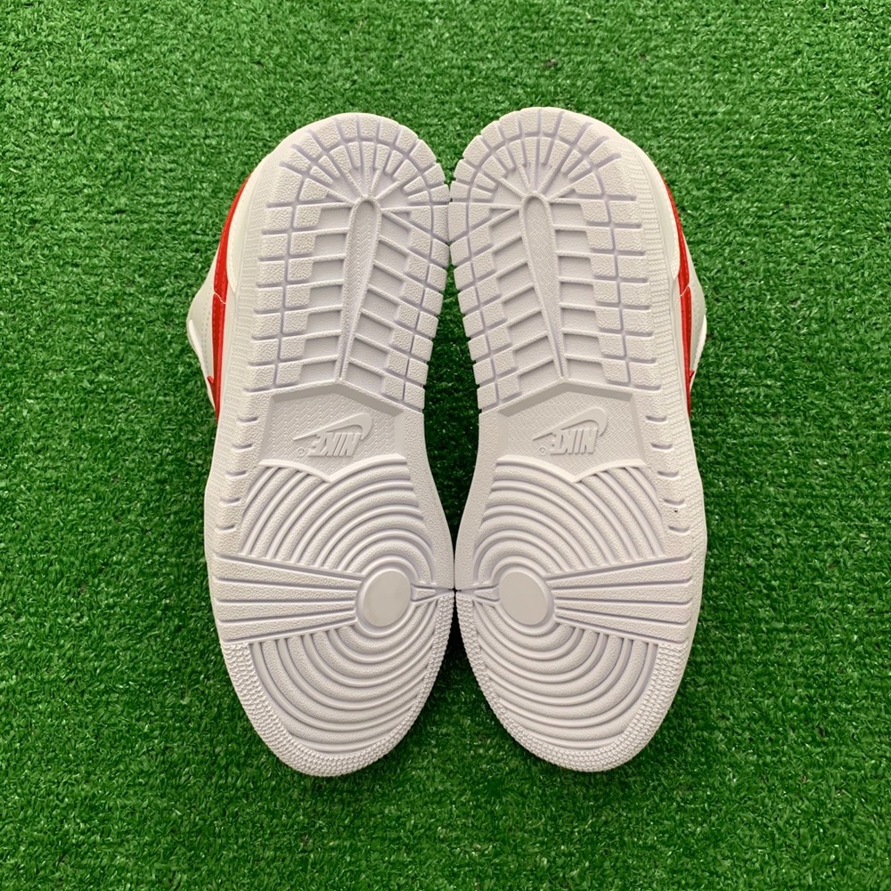 🥤*NEW* Air Jordan 1 Low “White University Red”(W) - Picture 7 of 10